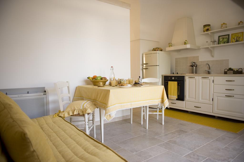 Masseria Bianca Di Puglia モノーポリ 部屋 写真